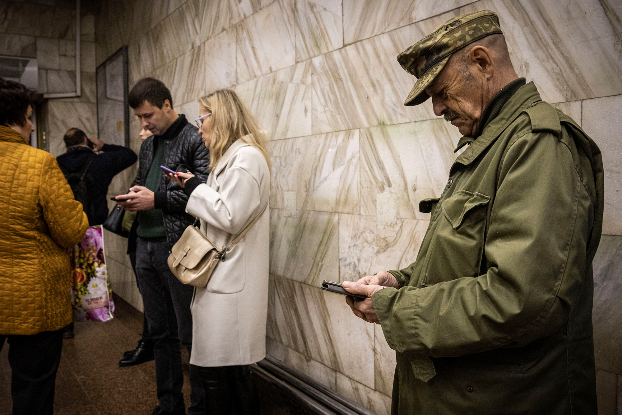 Закрите метро, перебої зі світлом та багато жертв: ситуація у Києві через вибухи
